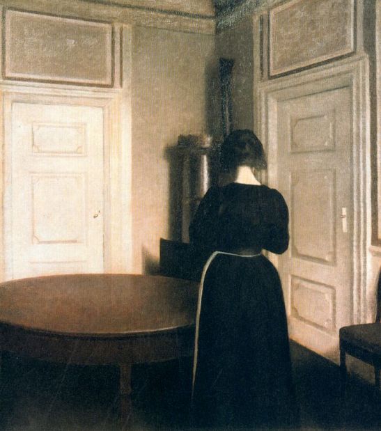 interior-or-the-corner-of-a-dining-room-strandgrade-50-1899